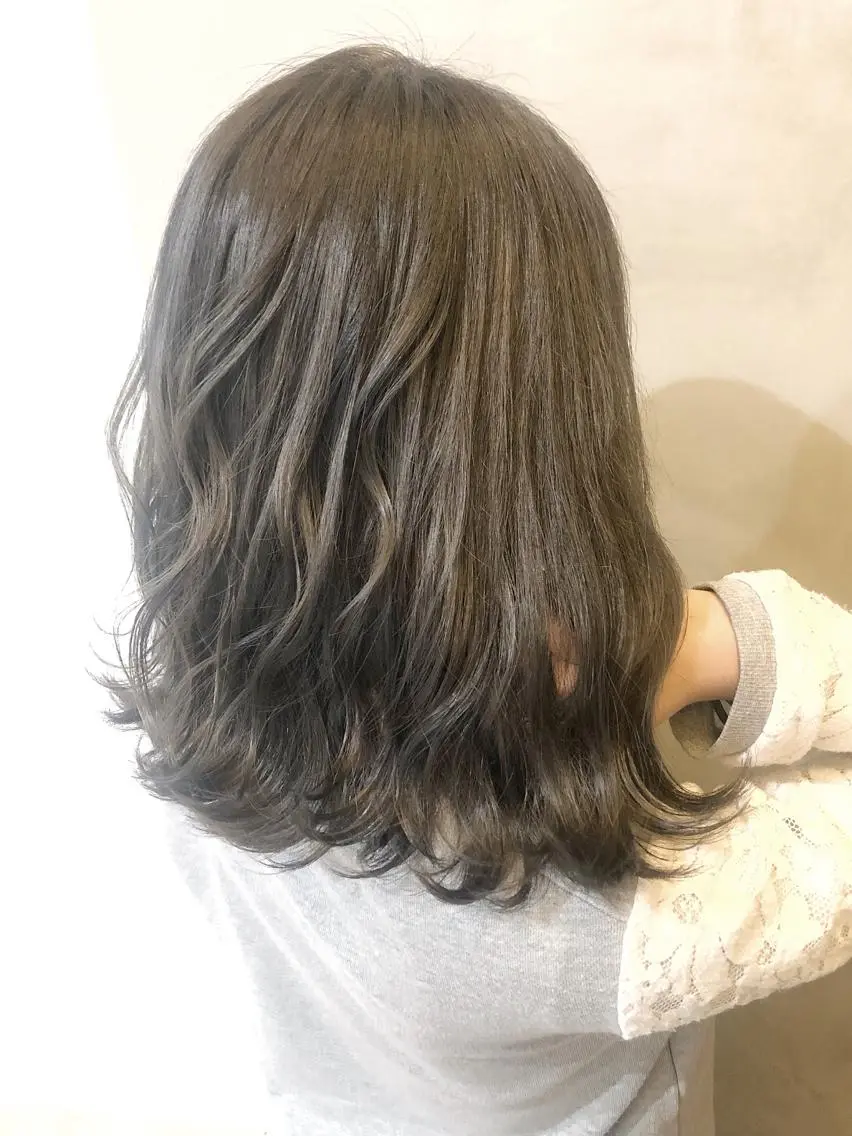 ミディアム ミディアムパーマ アッシュ ボブ エクステ 外国人風カラー カット ヘアカラー 夜23時まで予約🉑 reverieあきらのヘアスタイル