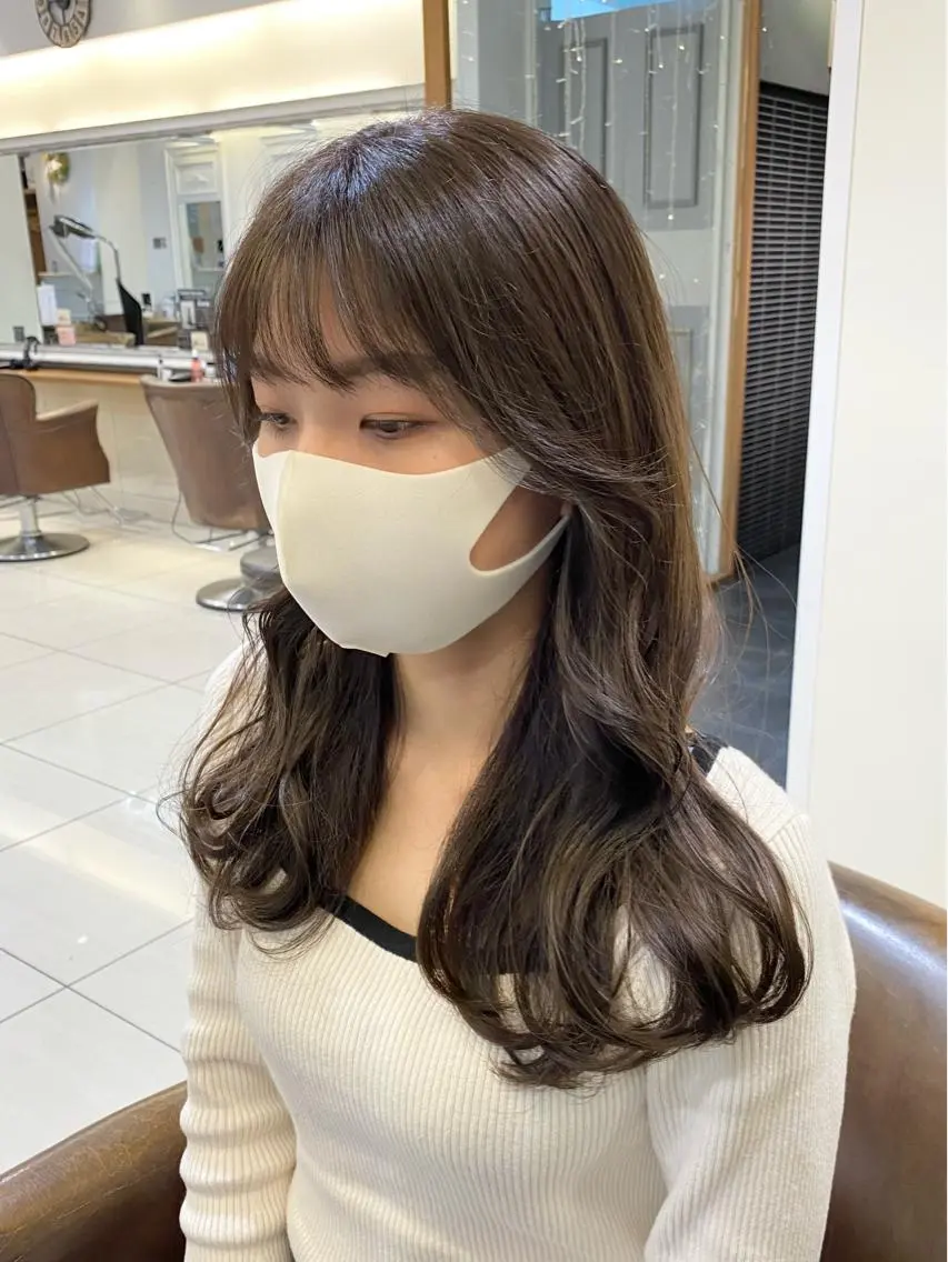 ロング カラー Neolive 千尋のヘアスタイル