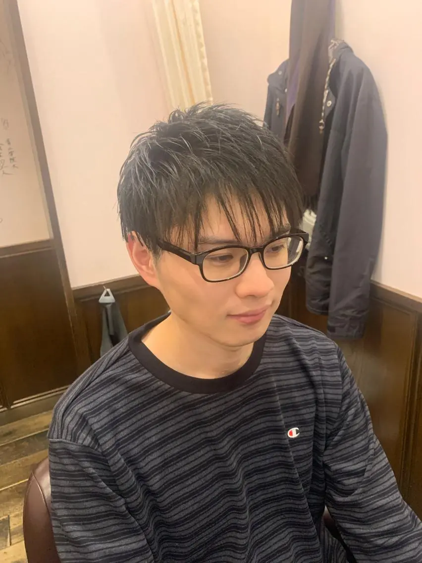 ショート 山内 敢史のヘアスタイル