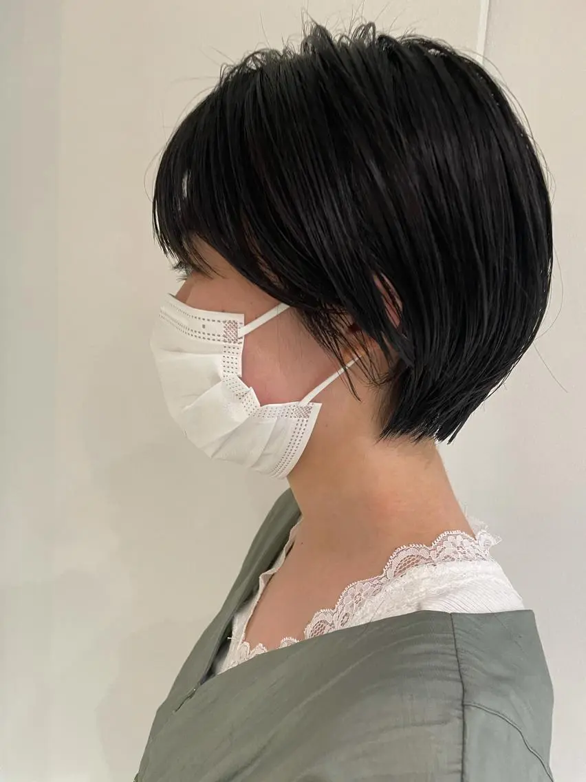 ショート カラー ショートボブ ボブ ショートヘア カット ヘアカラー トリートメント ボブ/縮毛/レイヤー モトナリのヘアスタイル