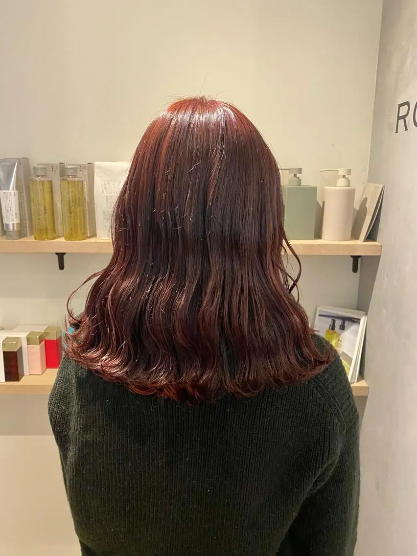 ミディアム ROCCOeast りんな/ハイトーン♡のヘアスタイル