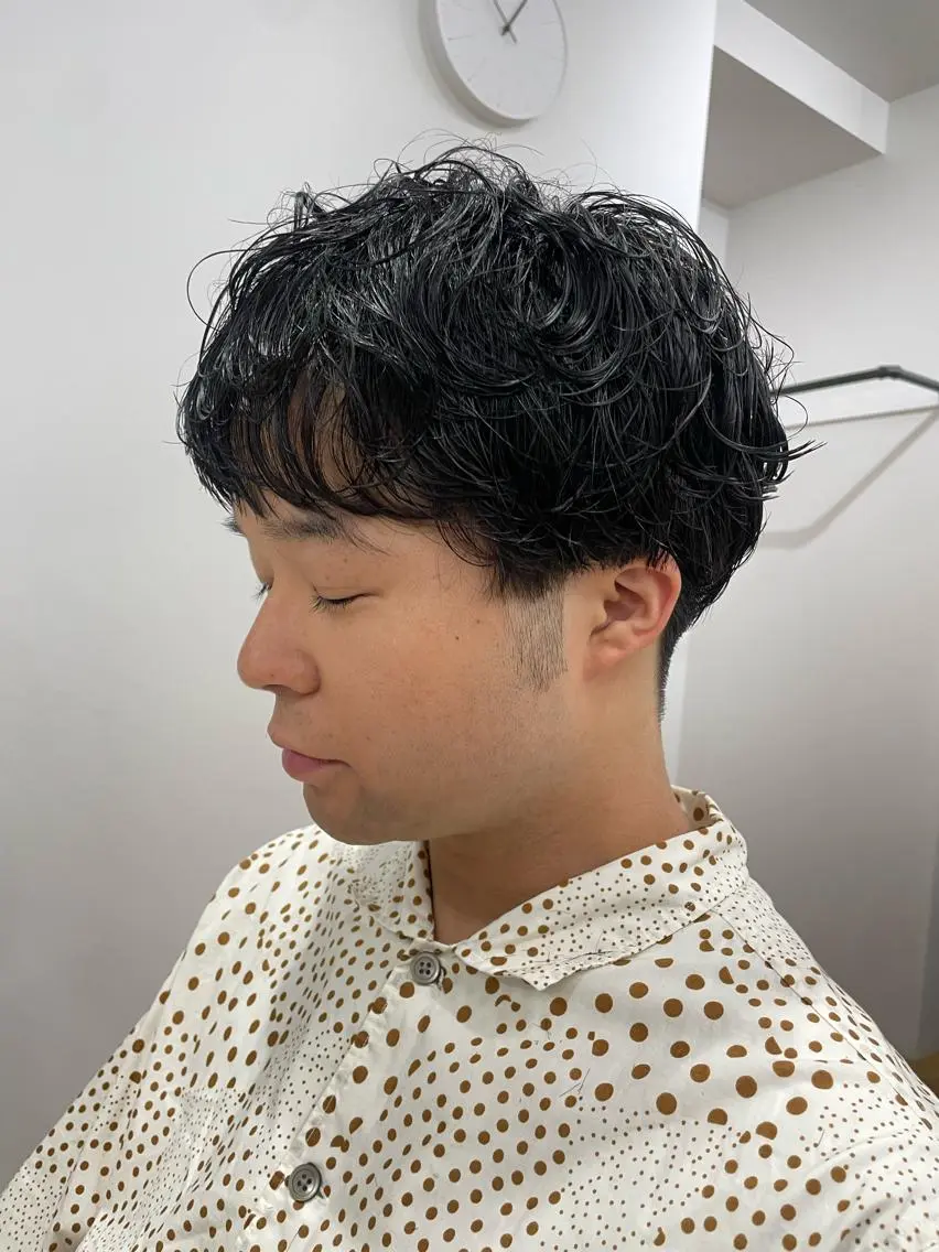 ショート カラー パーマ ヘアアレンジ メンズ くびれレイヤー/艶 カラー　MADOKAのヘアスタイル