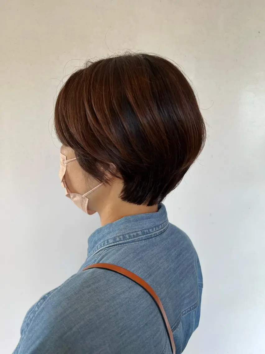 ショート カラー ヘアカラー トリートメント 中井 一葉のヘアスタイル