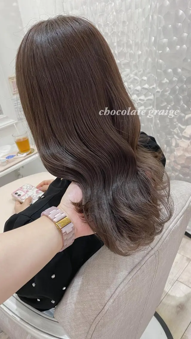 セミロング カラー ハイトーンカラー 🩷NANAのヘアスタイル