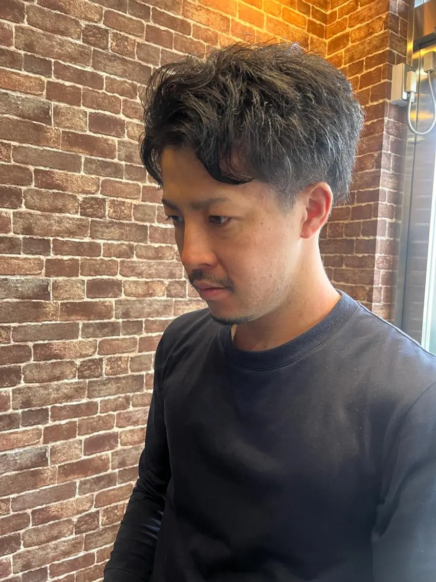 ショート カラー パーマ ヘアアレンジ メンズ キッズ ネイル マツエク・マツパ アイブロウ メンズブリーチ メンズハイライト メンズインナーカラー メンズ韓国風 ブリーチ カット トリートメント ヘッドスパ 久木原 ゆりのヘアスタイル