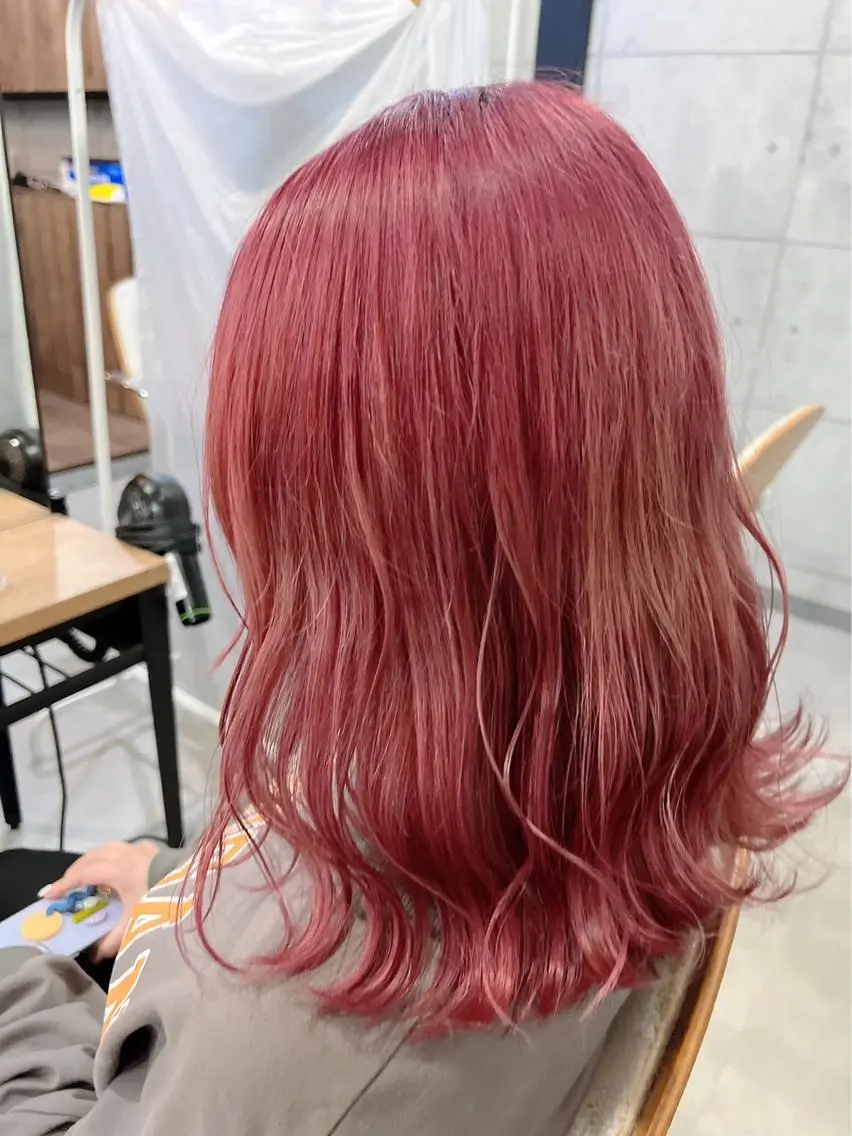 ミディアム ヘアアレンジ ハイライト 髪質改善 レイヤーカット トリートメント ヘアカラー トリートメント ヘアセット カラー特化💖 ミライのヘアスタイル