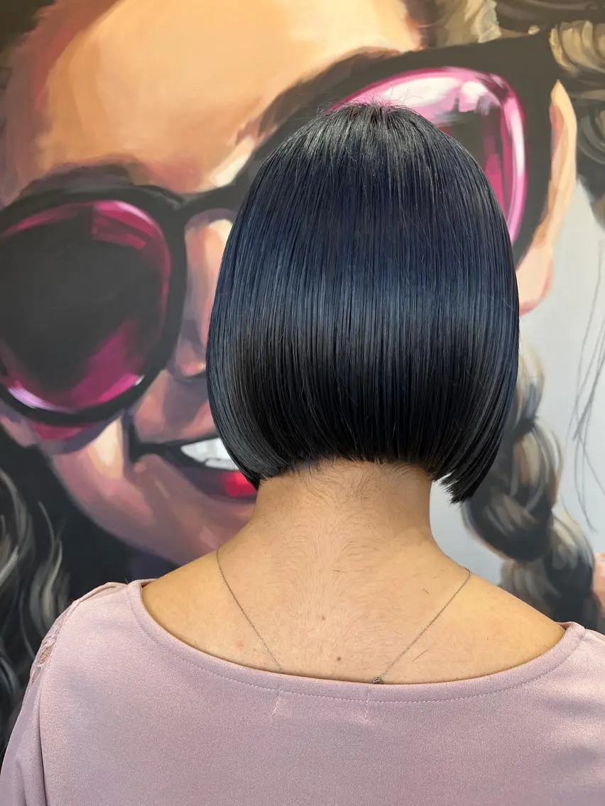 ミディアム カラー パーマ ヘアアレンジ メンズ キッズ ネイル マツエク・マツパ アイブロウ ミディアムパーマ メンズハイライト メンズパーマ ブラウンカラー ケアカラー 久木原 ゆりのヘアスタイル