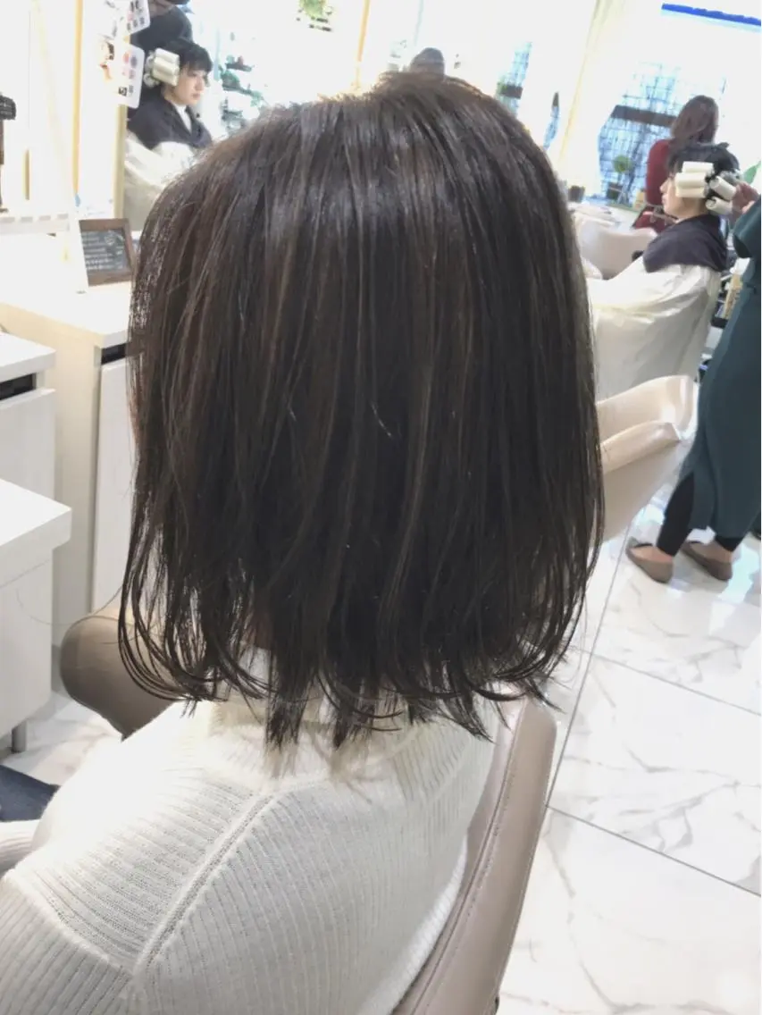 ショート カラー ダークグレー ダークグレージュ グレージュ ハイライトカラー ハイライト カット ヘアカラー 山崎俊輔/髪質改善 /バレイヤージュのヘアスタイル