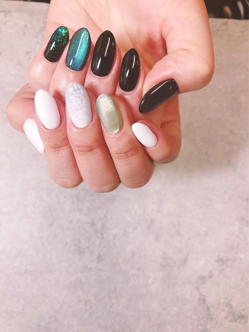 ネイル マグネットネイル FASTNAIL PLUS 新宿店のネイルデザイン