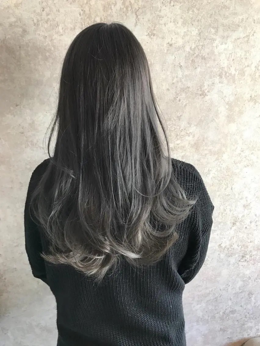 ミディアム ハイトーンブリーチ 土坂 由志【京都】のヘアスタイル