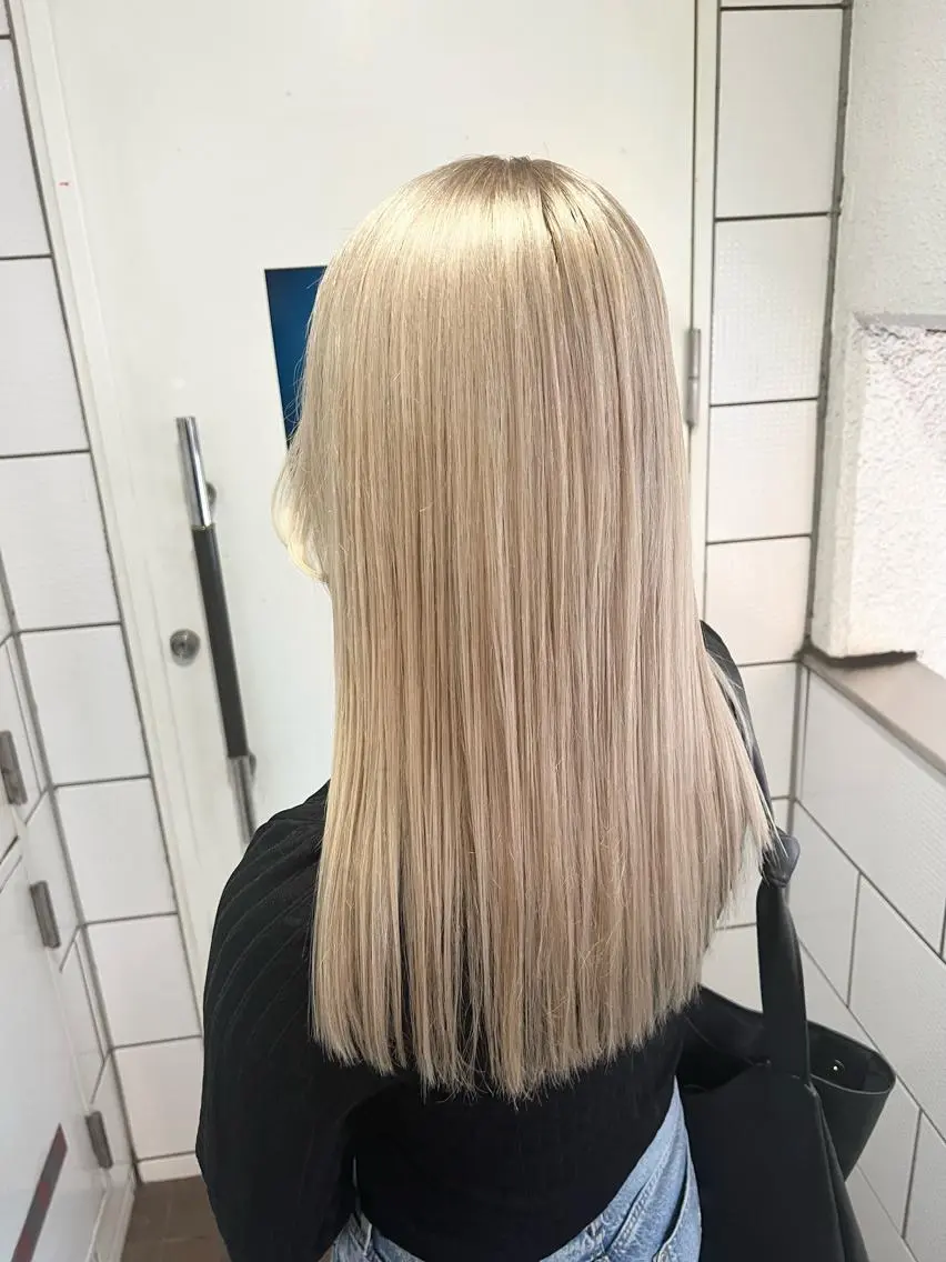 カラー ヘアカラー SALOWIN栄 高須大貴のヘアスタイル