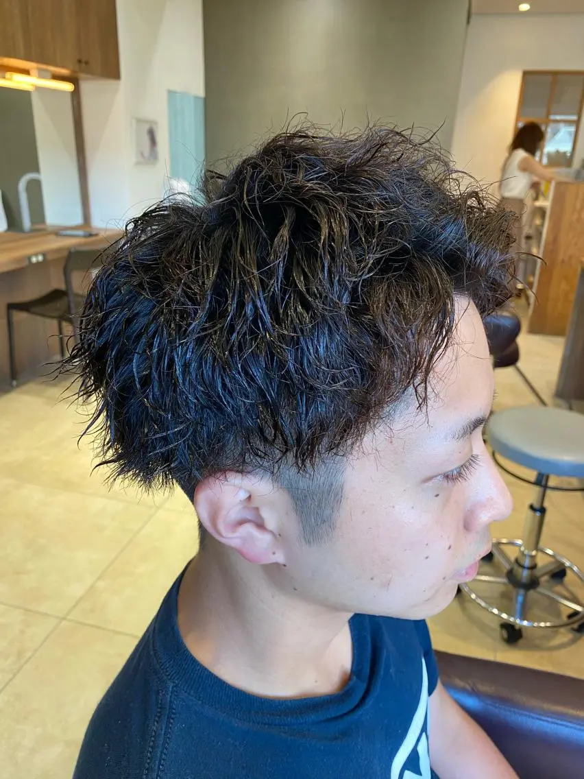 パーマ メンズ メンズパーマ メンズツイストパーマ スパイラルパーマ ツイストパーマ Elle✂︎ Riinaのヘアスタイル