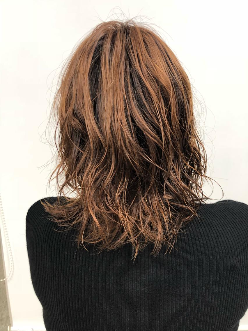 セミロング セミロングパーマ 横地 凌のヘアスタイル