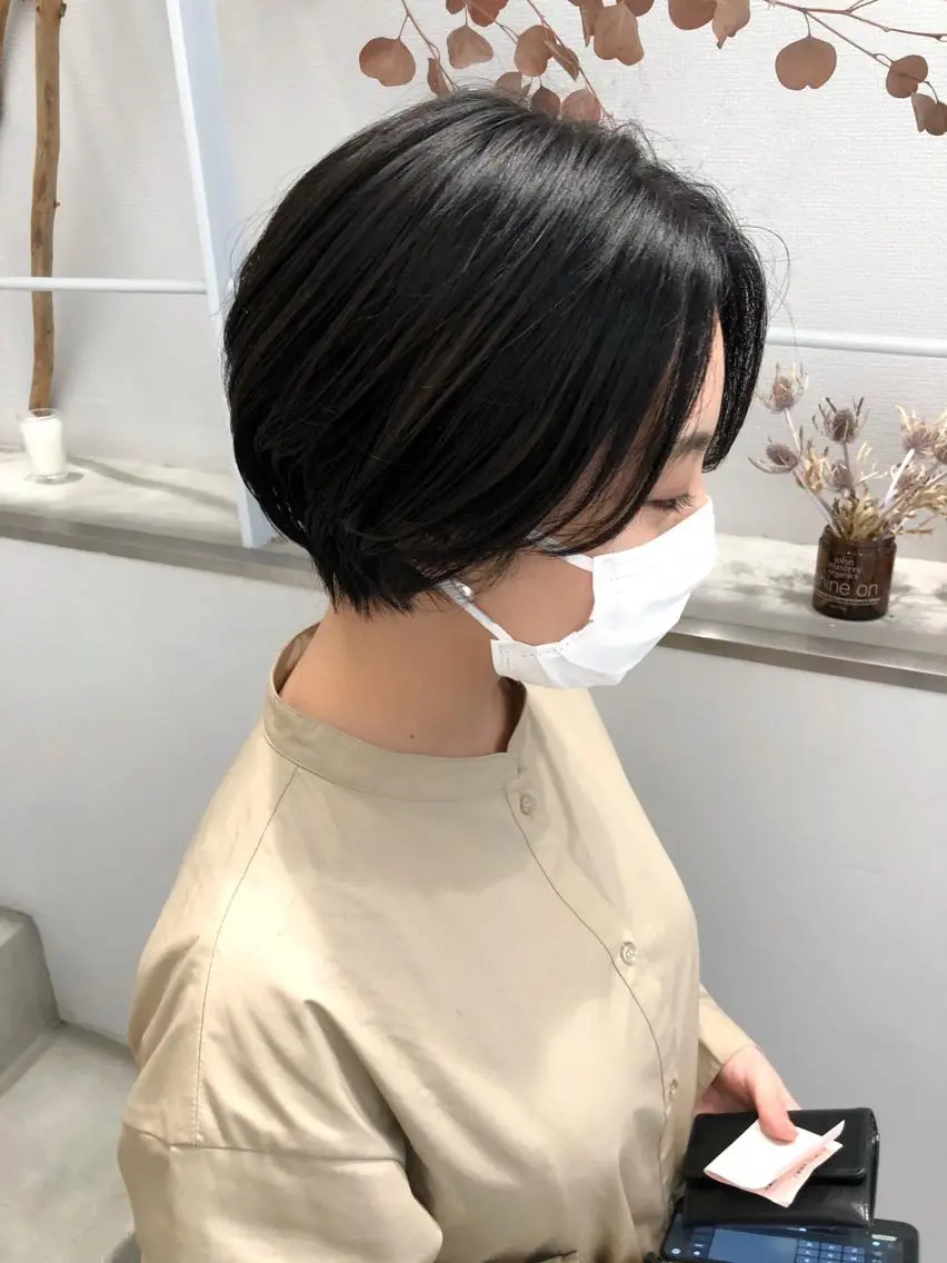 ショート ショートボブ ボブ ショートヘア カット ヘアカラー トリートメント 柏木 彩花のヘアスタイル