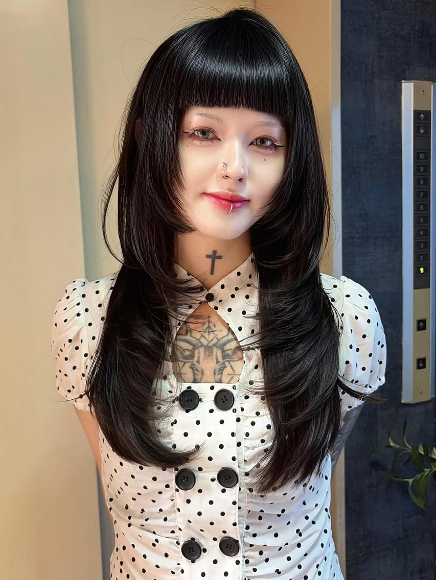 セミロング カラー カット ヘアカラー トリートメント 韓国レイヤー /透明感/宮城ほのかのヘアスタイル
