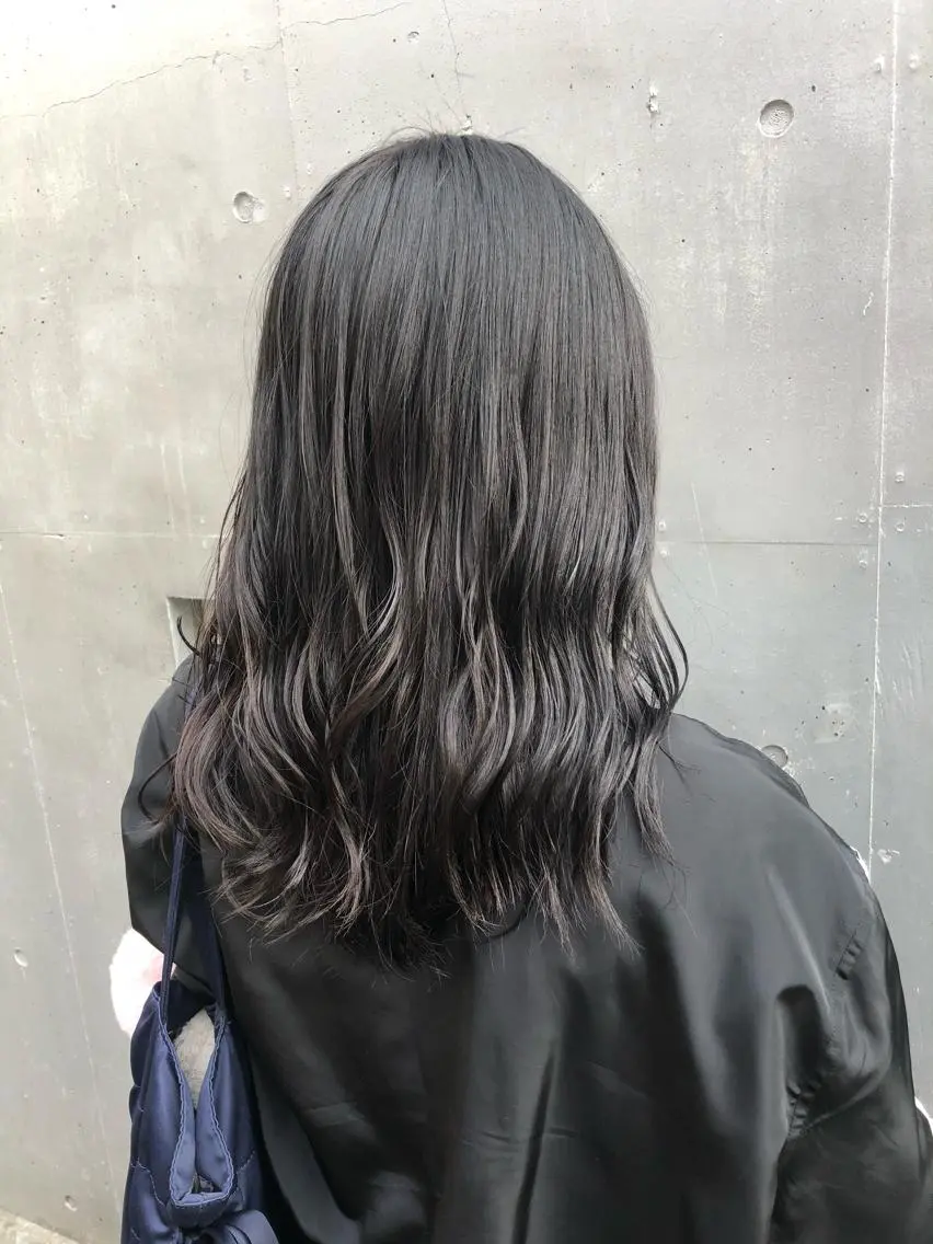 ミディアム カラー アッシュ ベージュカラー グレージュ ヘアカラー お気に入り数2.3万 🏆SHO🏆のヘアスタイル