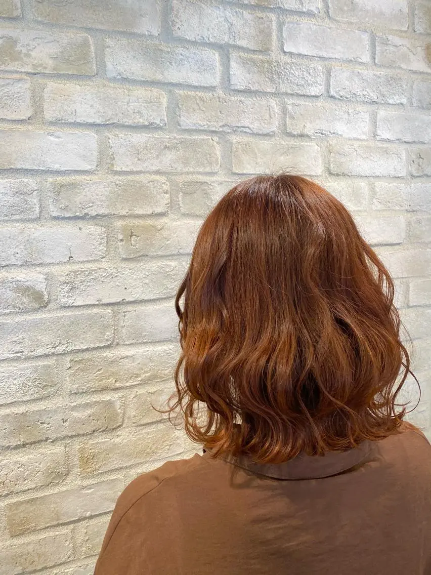 ミディアム カラー な つのヘアスタイル
