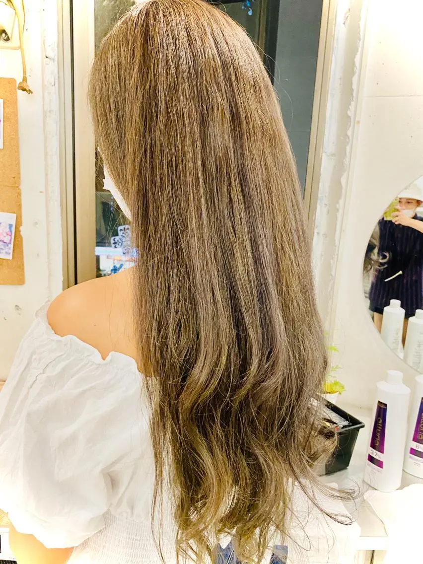 カラー ベージュカラー ミルクティーベージュ 黒川 奨のヘアスタイル