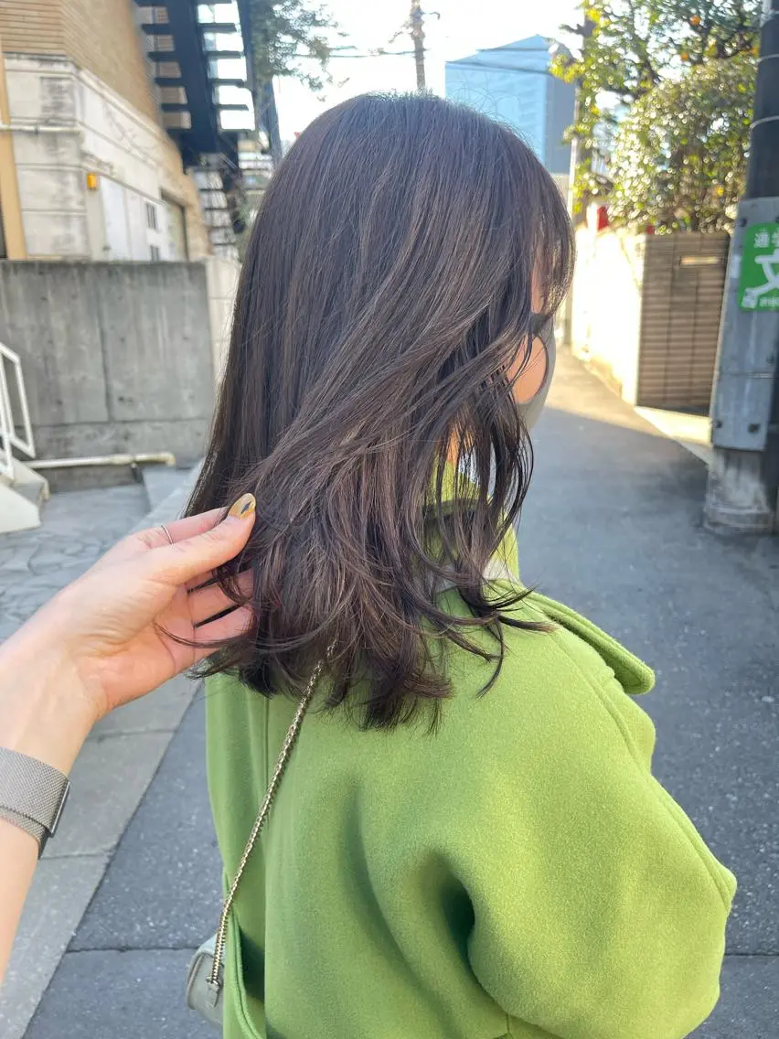 セミロング カラー ベージュカラー オリーブベージュ ヘアカラー トリートメント ヘッドスパ ヘアセット 透明感/レイヤー スタイル🤎mamiのヘアスタイル