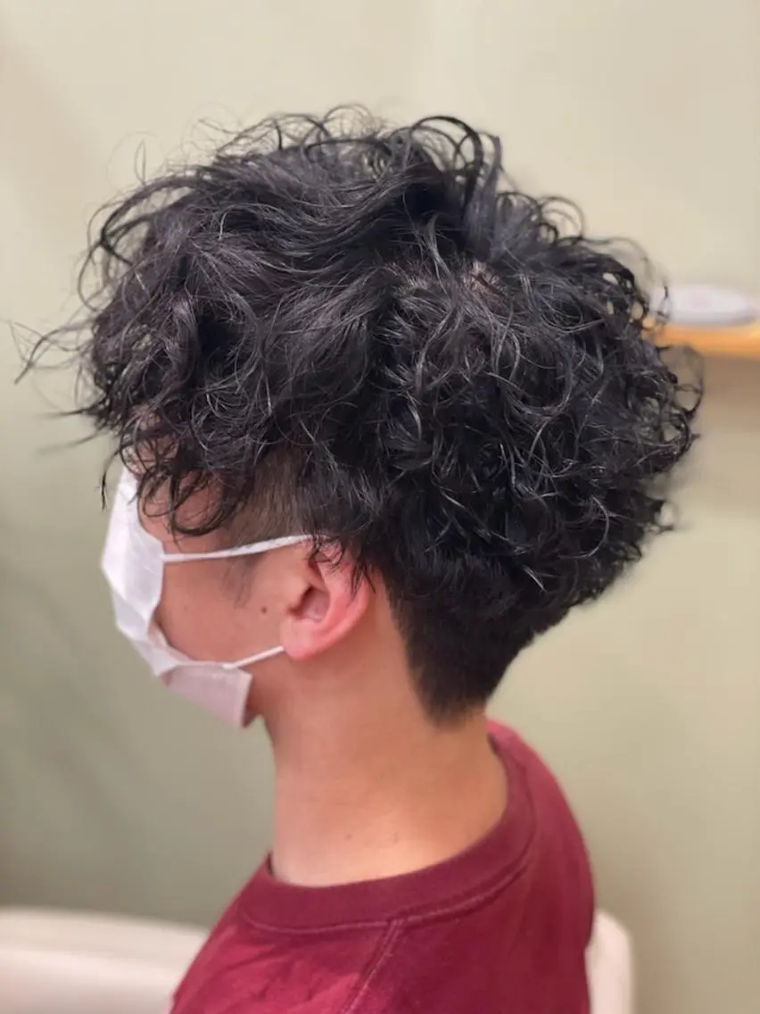 パーマ メンズ メンズパーマ ツイストスパイラルパーマ スパイラルパーマ Hair&Cafe Matty’sのヘアスタイル