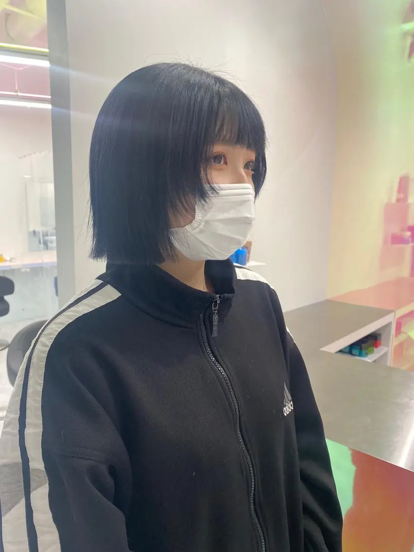 ショート カラー パーマ ヘアアレンジ メンズ キッズ ネイル マツエク・マツパ アイブロウ KANAMI 🌏のヘアスタイル