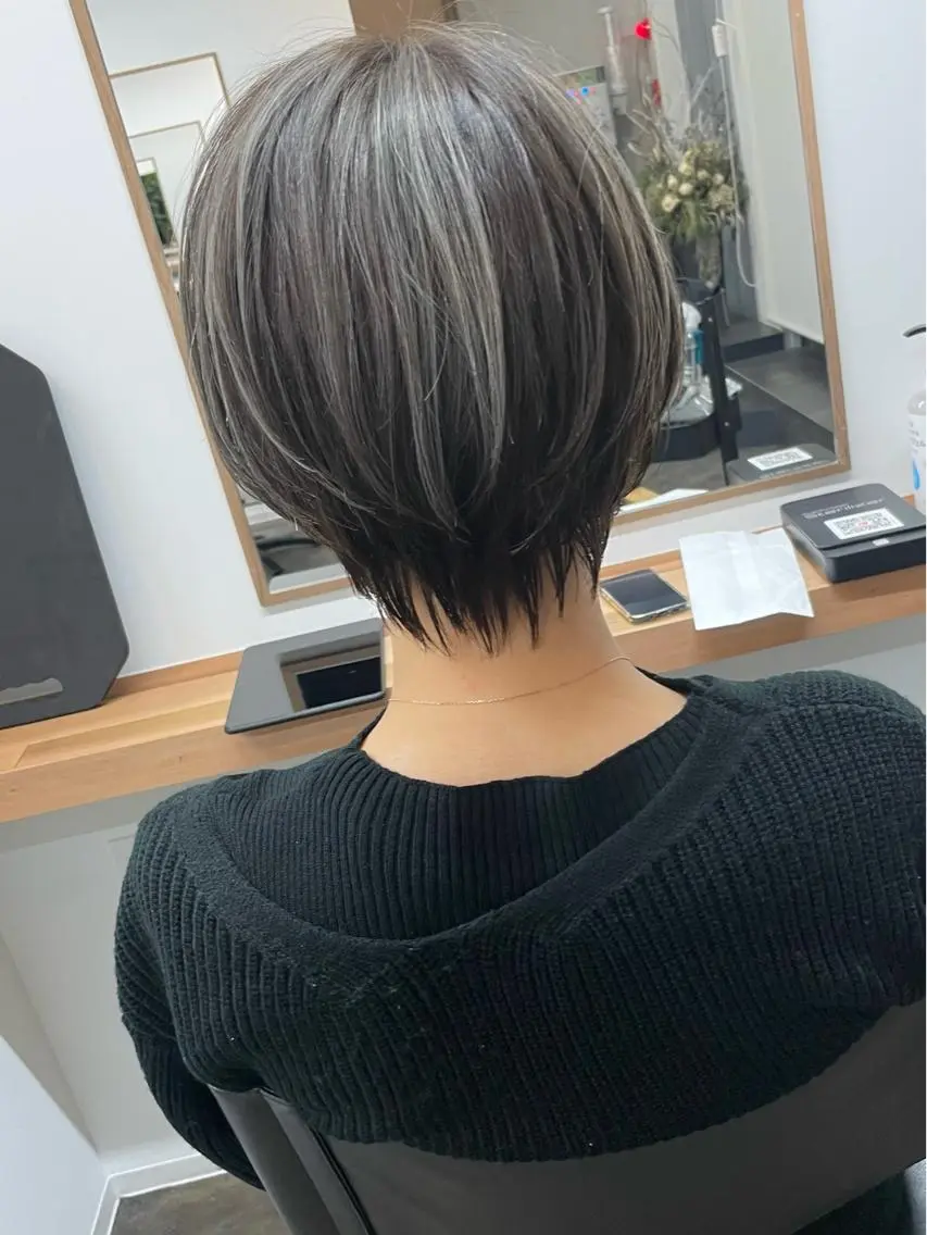 ショート カラー 大人女性ショート専門 tomodaのヘアスタイル