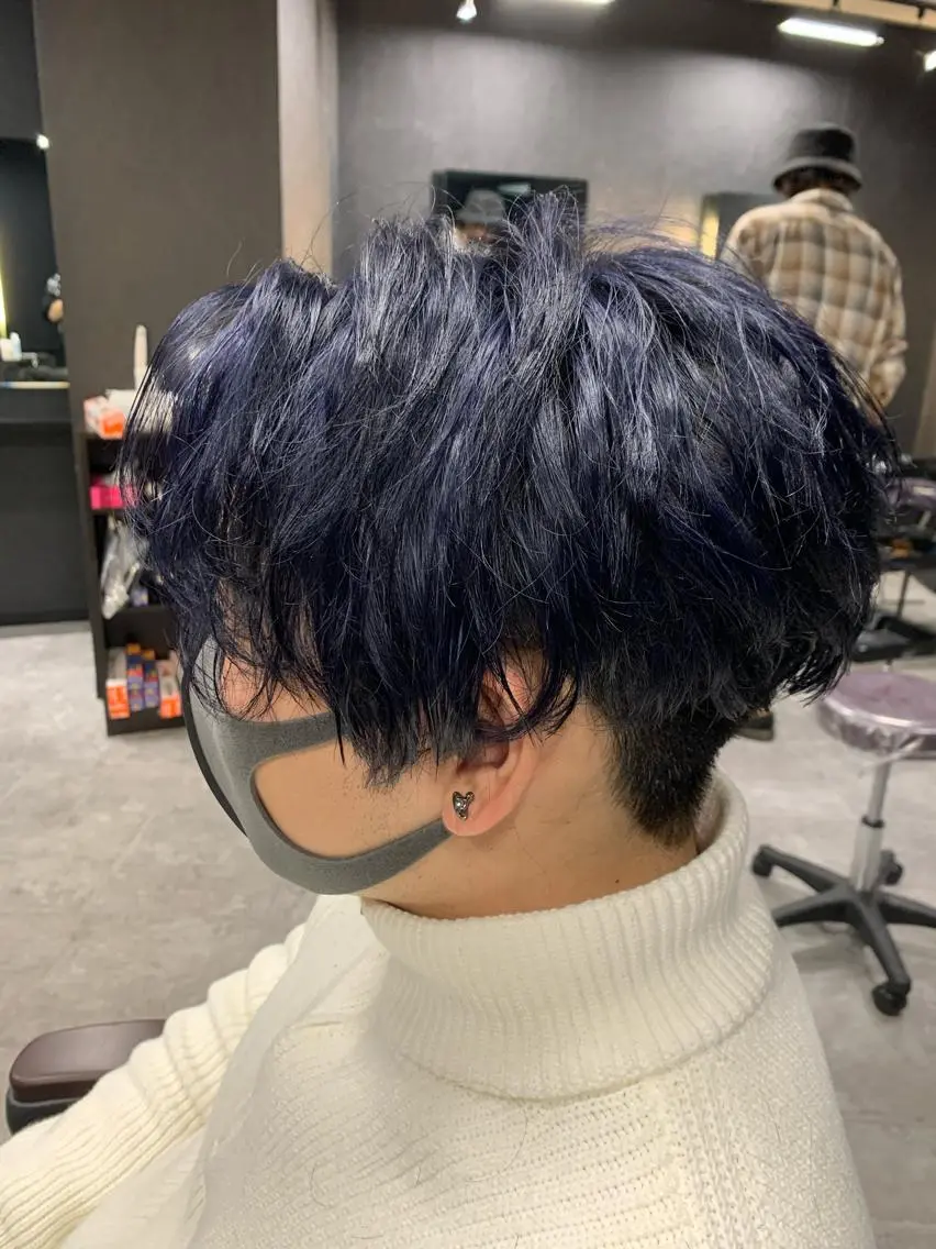 カラー メンズ ブルーカラー ブルーラベンダー ラベンダーカラー カット ヘアカラー bateau よしきのヘアスタイル
