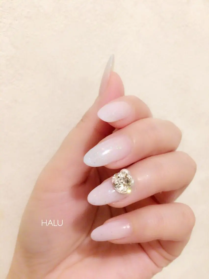 ネイル グラデーション ラメ(グリッター) HALU ハルのネイルデザイン