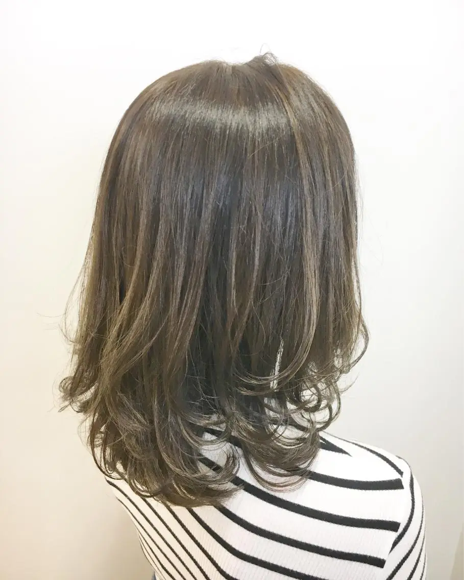 ミディアム カラー ハイライトカラー ハイライト ヘアカラー 永井 大希のヘアスタイル