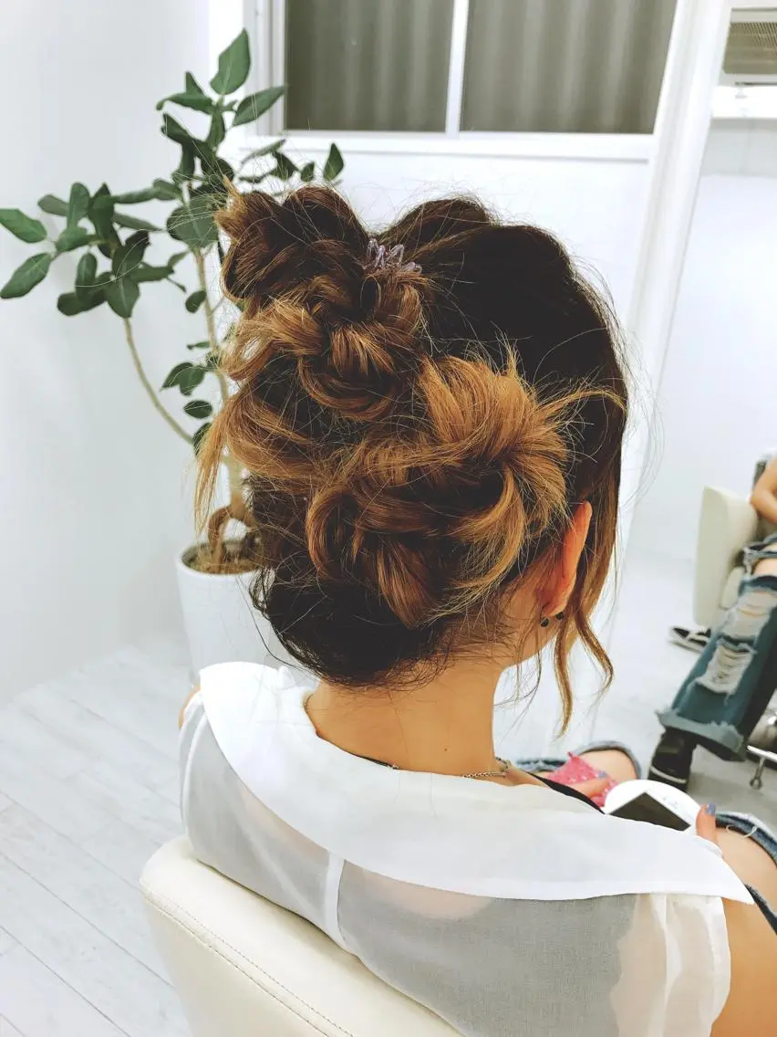 ミディアム ヘアアレンジ くるくるパーマ aikoのヘアスタイル