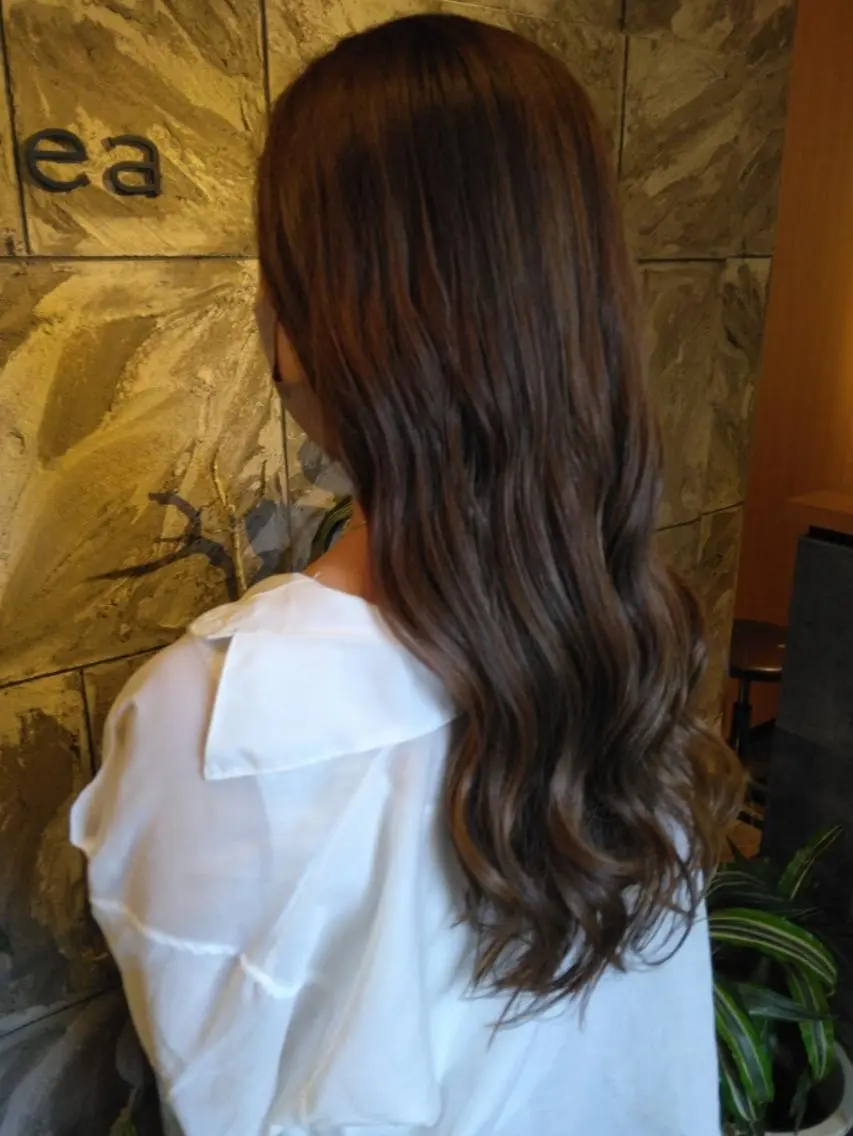 ロング カット ヘアカラー トリートメント ヘッドスパ 清水 旭美のヘアスタイル