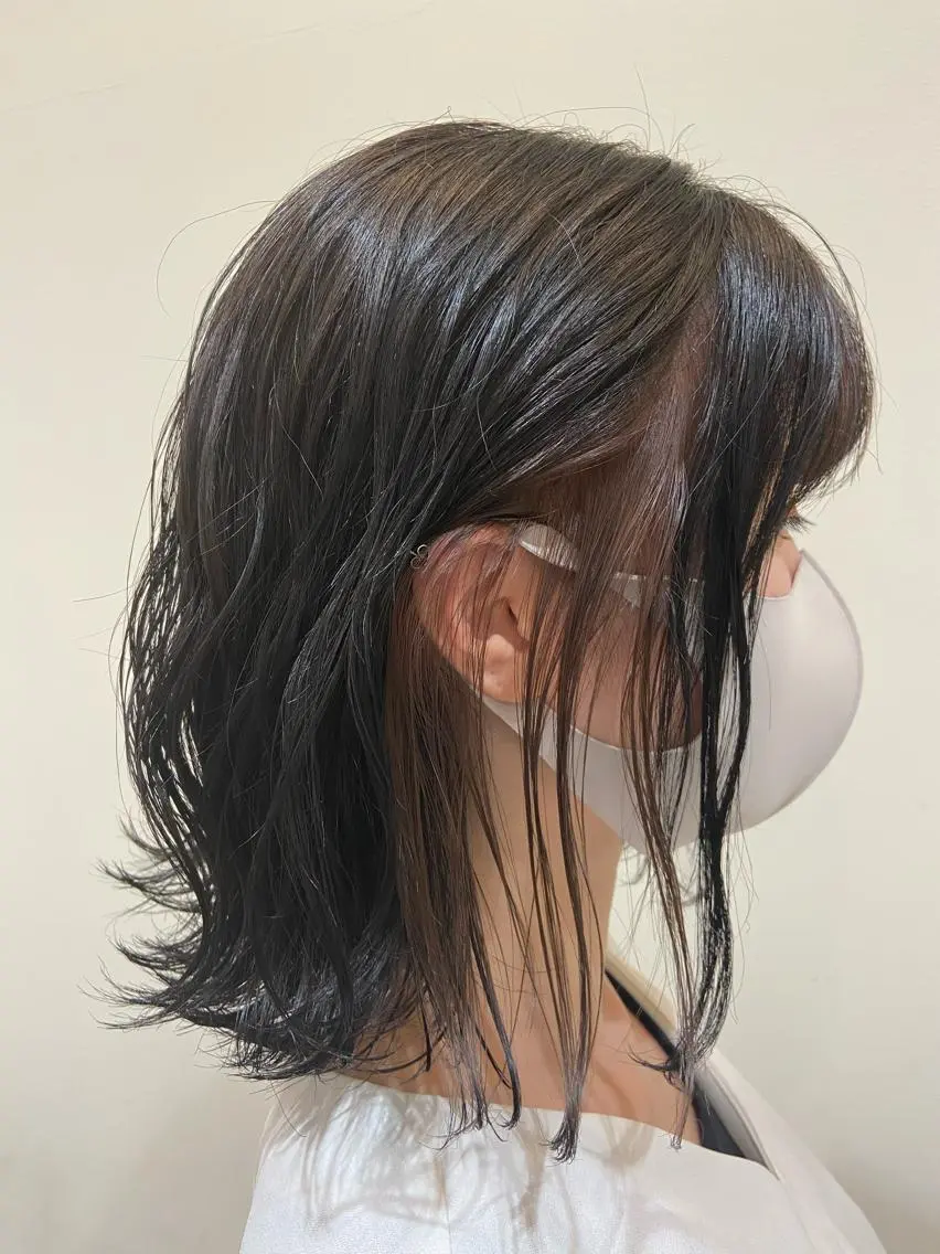 ミディアム カラー イヤリングカラー ヘアカラー Amour なぐらのヘアスタイル