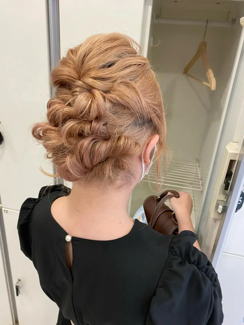 ヘアアレンジ ヘアセット 田谷 夏生のヘアスタイル