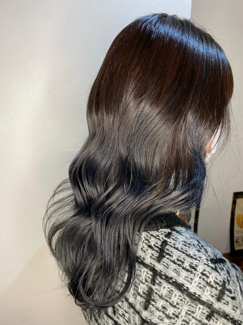 ロング 🎨デザイン🥇 美髪・艶髪　日暮千敬のヘアスタイル