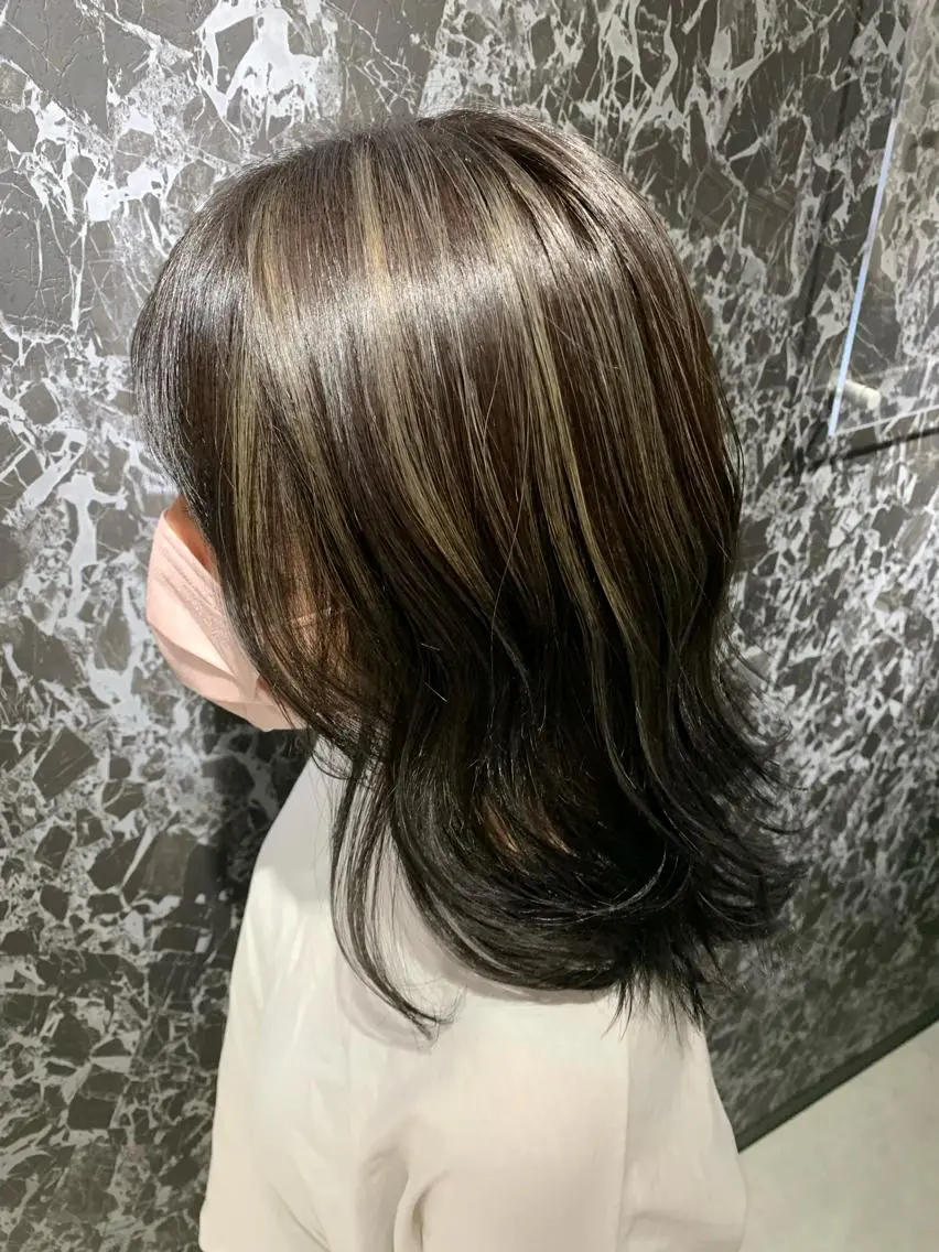 セミロング カラー ハイライトカラーなら 川嶋宏旭 栄 矢場町のヘアスタイル