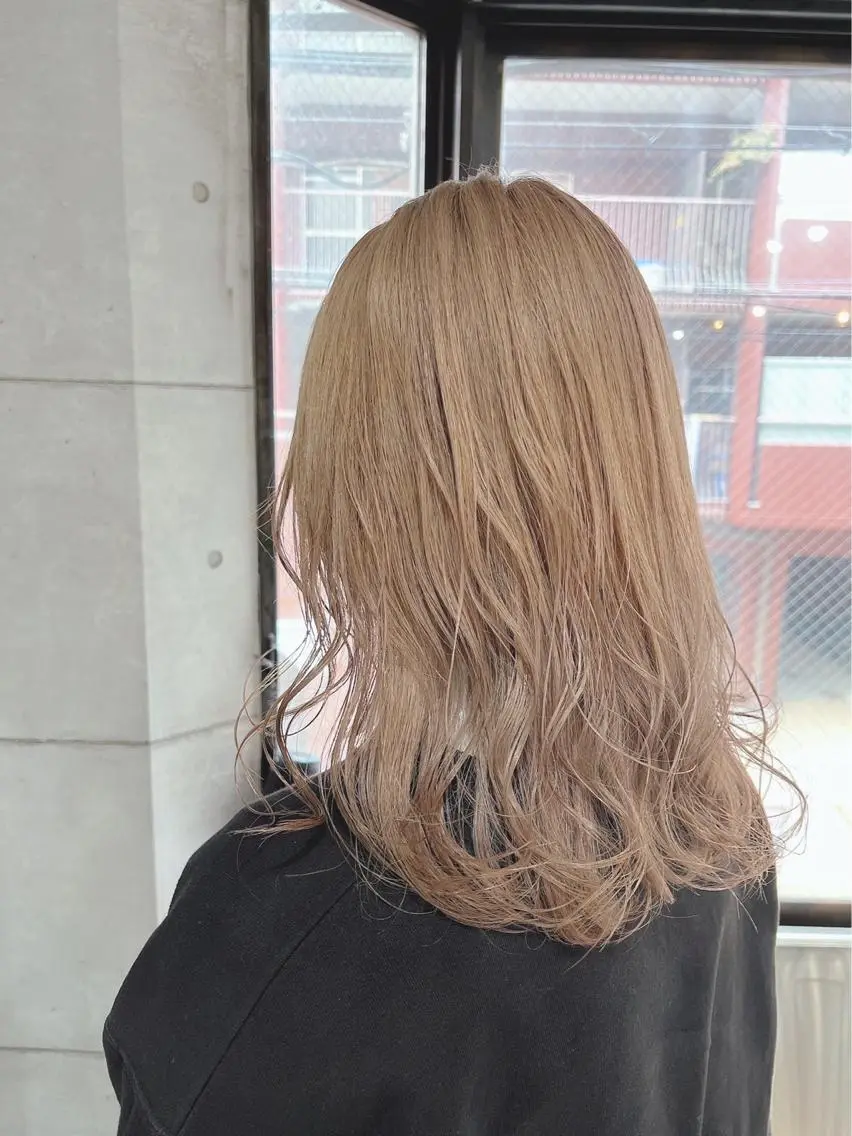 セミロング カラー ヘアアレンジ アディクシーカラー ブリーチ ケアブリーチ ダブルカラー イヤリングカラー ヘアカラー トリートメント ヘアセット 髪質改善ケア特化 石田のヘアスタイル