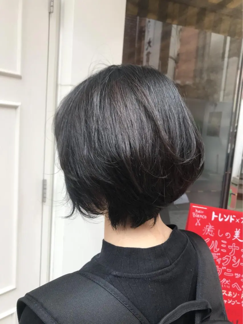 ショート カラー グレージュ ボブ 🫟Blanco🫟 Color&Careのヘアスタイル