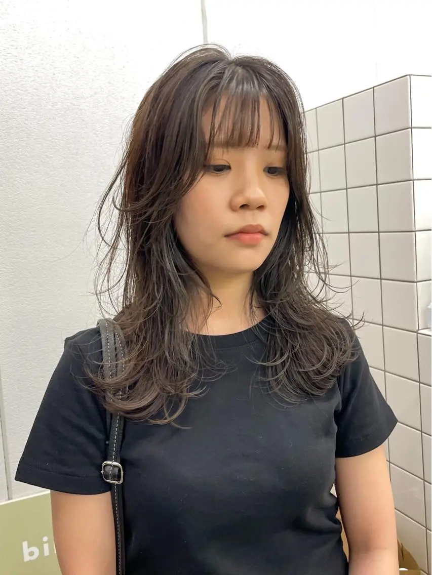 セミロング カラー カット ヘアカラー 関 京磨のヘアスタイル