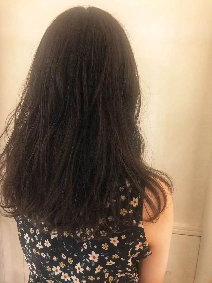ロング カラー グレージュ 清水 ちひろ ✄トップスタイリストのヘアスタイル