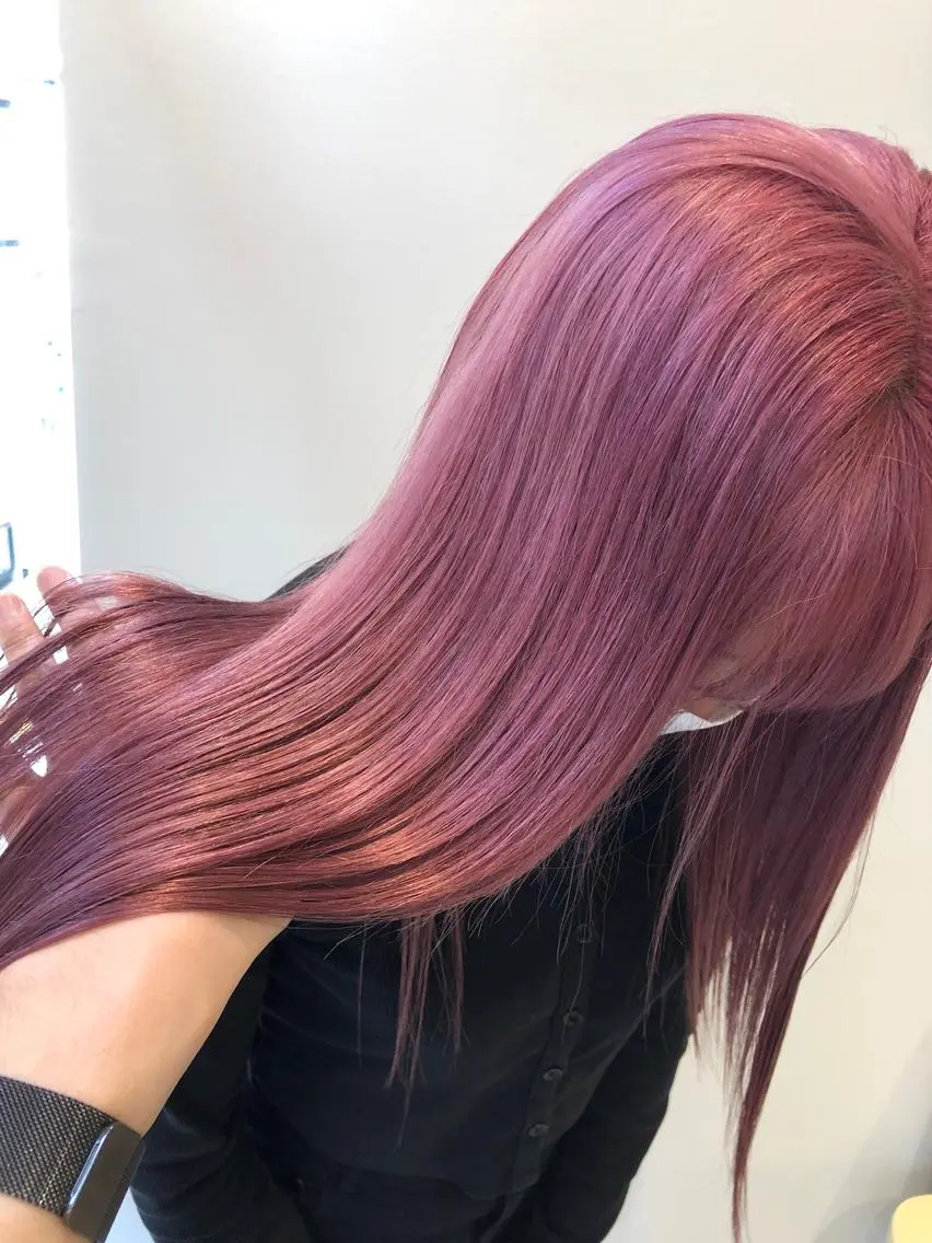 セミロング カラー ブリーチ レイヤー⭐️カラー ⭐️平川雅史のヘアスタイル