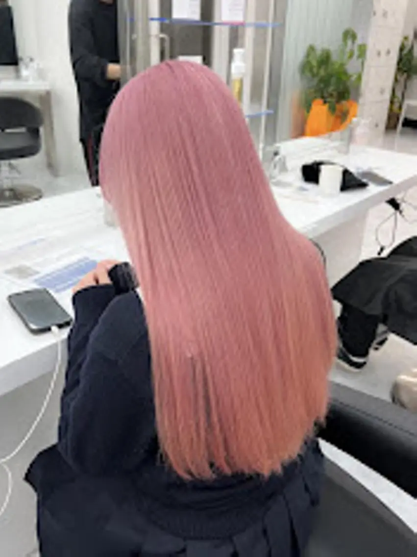 カラー 🪞official FRUITS渋谷🩰のヘアスタイル