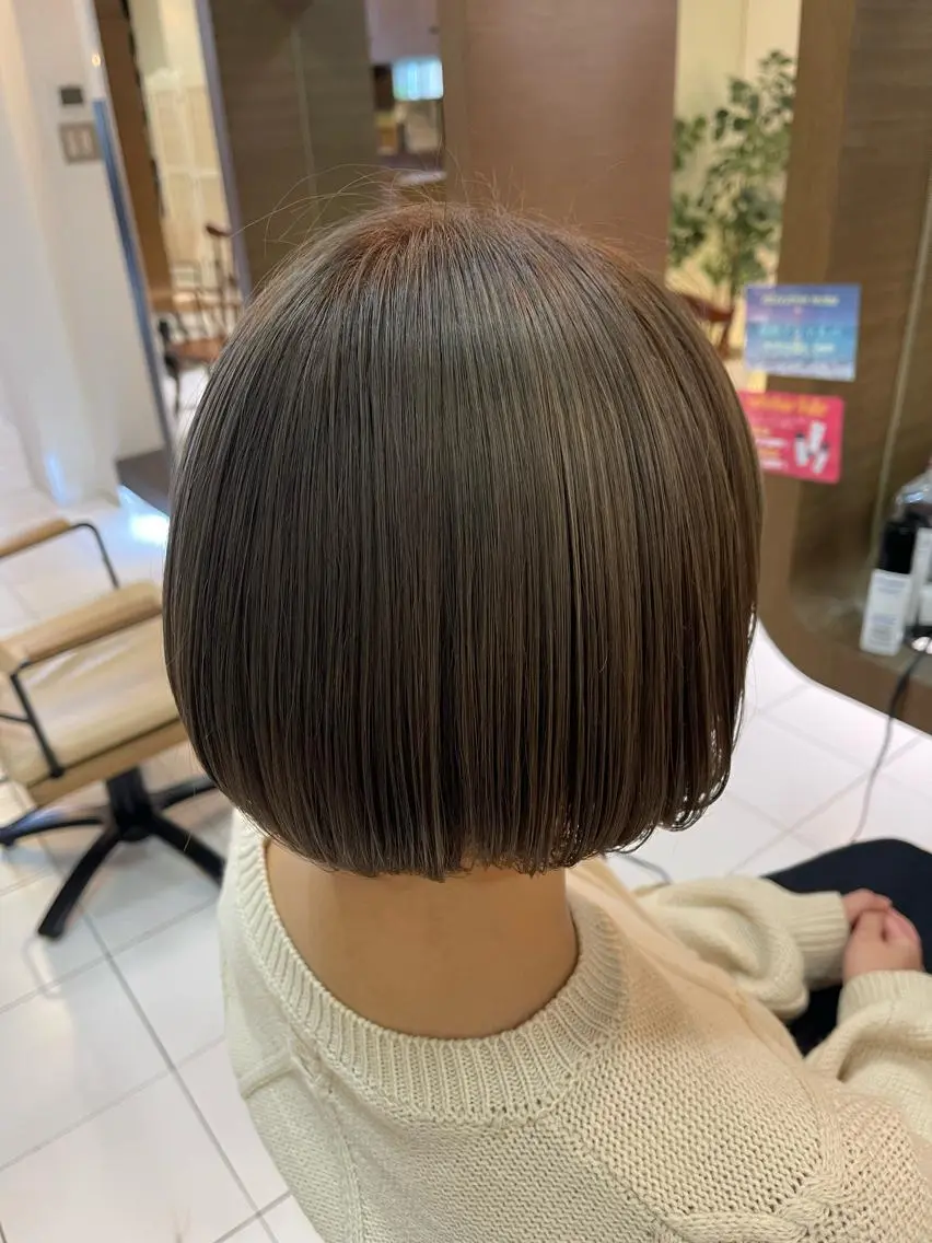 ショート カラー グレージュ ボブ カット ヘアカラー トリートメント アニメオタク美容師/ miharuのヘアスタイル