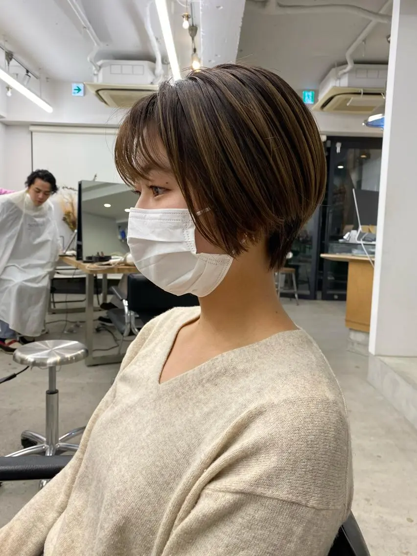ショート カラー Flamme Annaのヘアスタイル