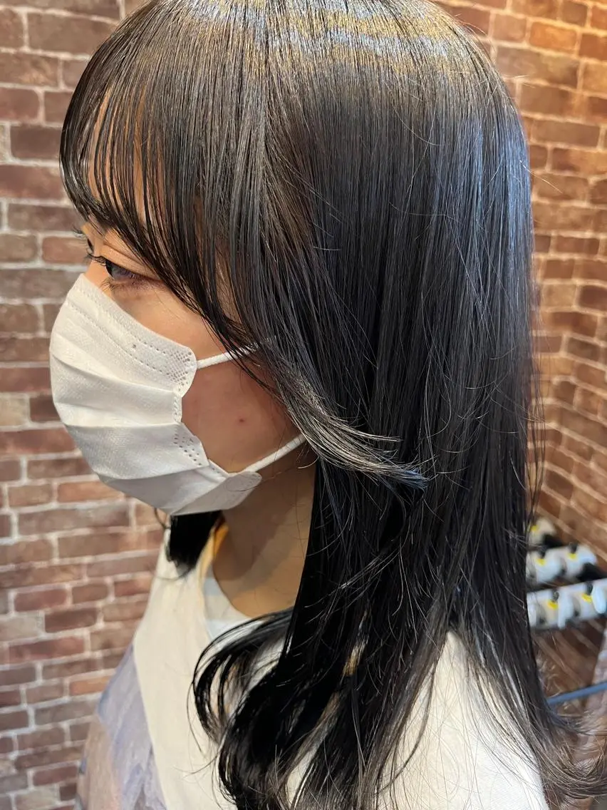 セミロング カラー パーマ ヘアアレンジ メンズ キッズ ネイル マツエク・マツパ メンズハイライト メンズパーマ セミロングパーマ ブラウンカラー ケアカラー 久木原 ゆりのヘアスタイル