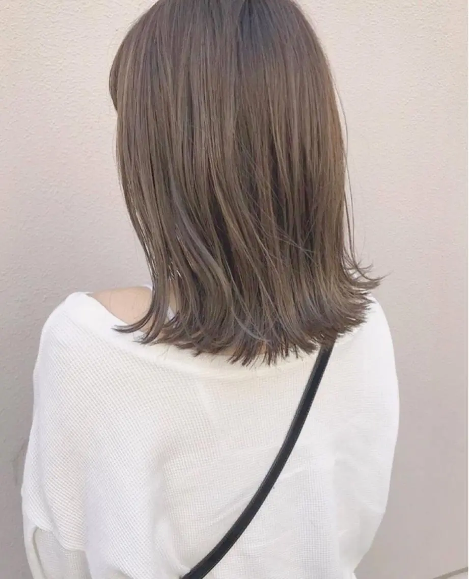 ミディアム カラー ヘアアレンジ ベージュカラー モカベージュ topstylist 芳賀みなみのヘアスタイル
