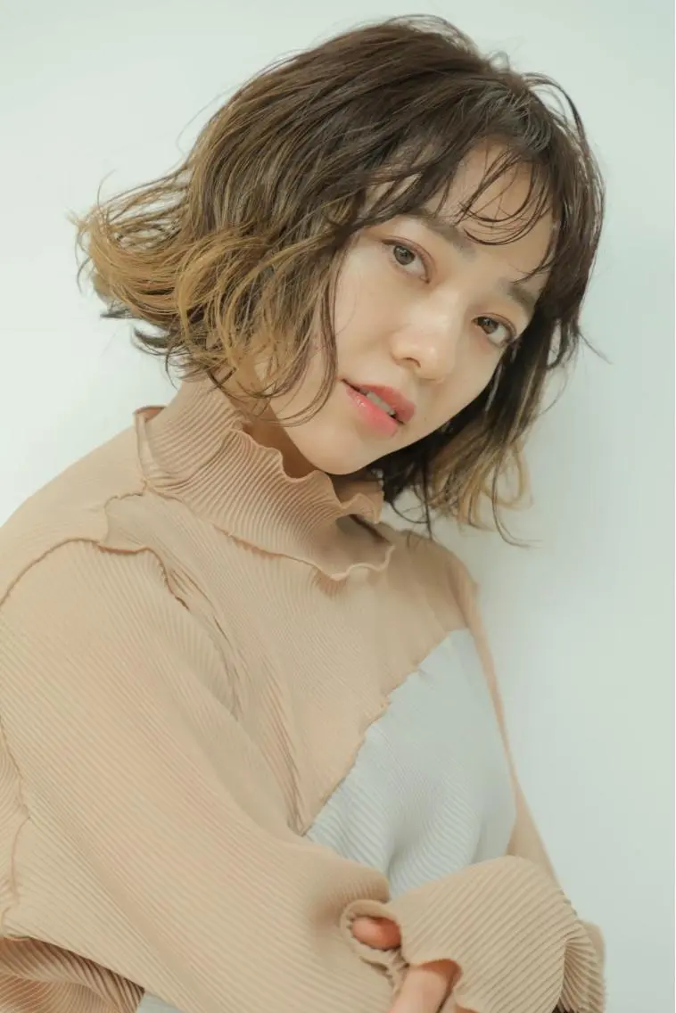 マツエク・マツパ 谷 なづきのヘアスタイル