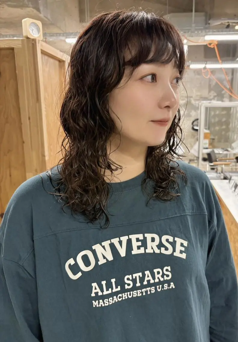 セミロング パーマ セミロングパーマ レイヤーカット カット パーマ トレンドボブ/ パーマ🌰くりーわのヘアスタイル