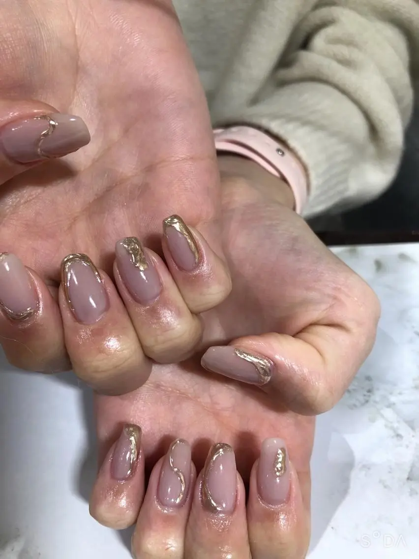 ネイル ニュアンスネイル ハンドネイル 吉野✨ ネイルデザイナー✨のネイルデザイン