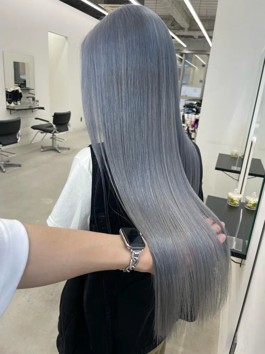 カラー ダブルカラー BLEACHi /noeのヘアスタイル