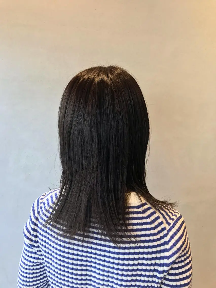 ミディアム 山崎 光瑠のヘアスタイル